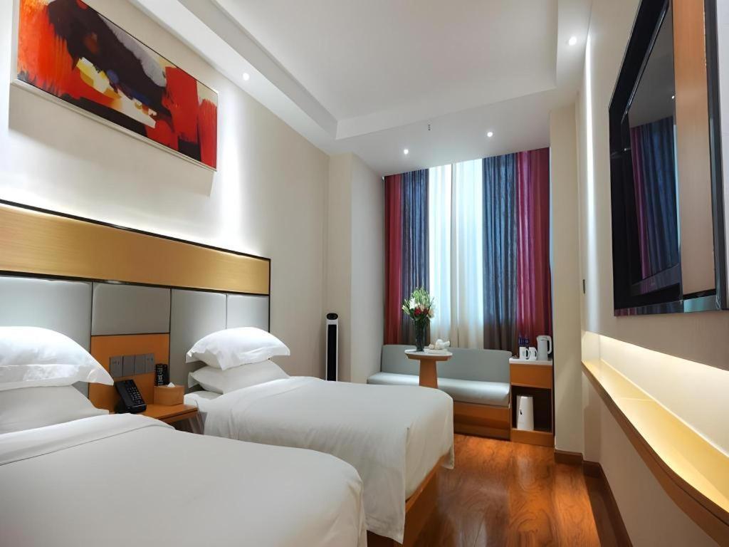 Greentree Inn Geermu Walking Street Business Hotel Golmud Экстерьер фото