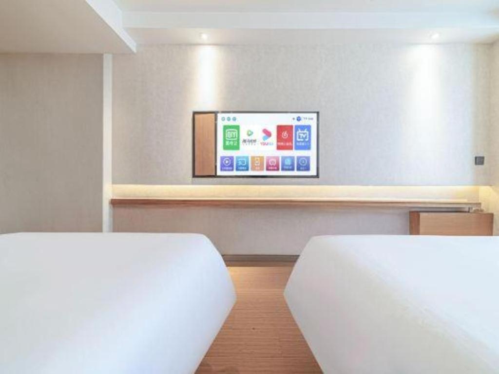 Greentree Inn Geermu Walking Street Business Hotel Golmud Экстерьер фото