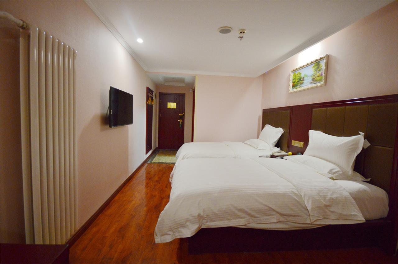 Greentree Inn Geermu Walking Street Business Hotel Golmud Экстерьер фото